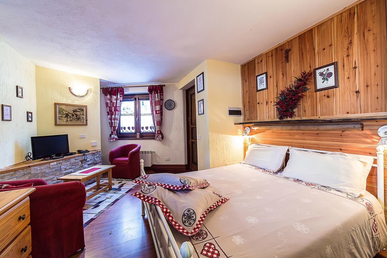 Le Thovex Bed & Breakfast La Thuile Eksteriør bilde