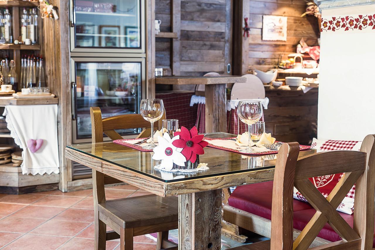 Le Thovex Bed & Breakfast La Thuile Eksteriør bilde