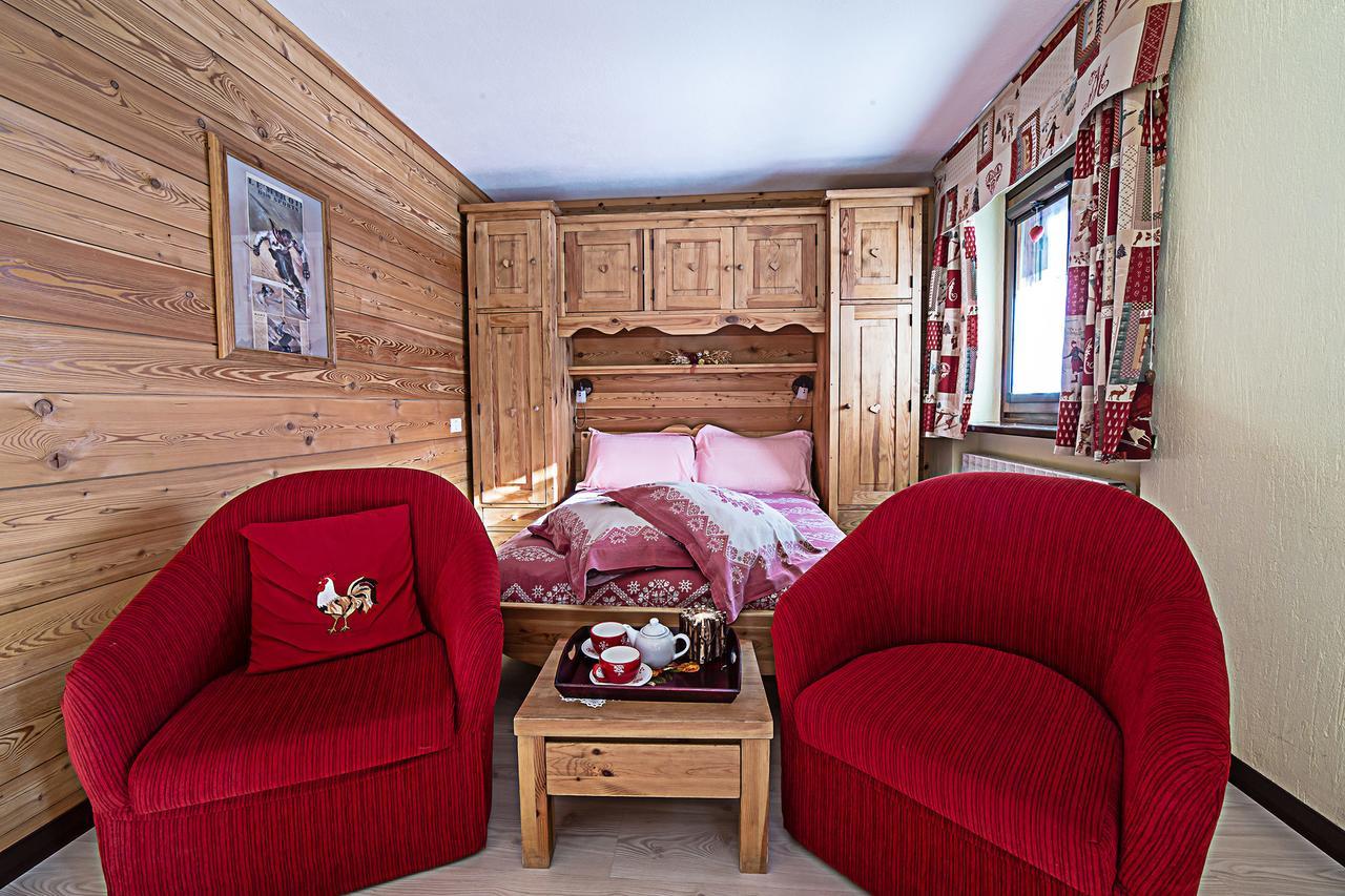 Le Thovex Bed & Breakfast La Thuile Eksteriør bilde