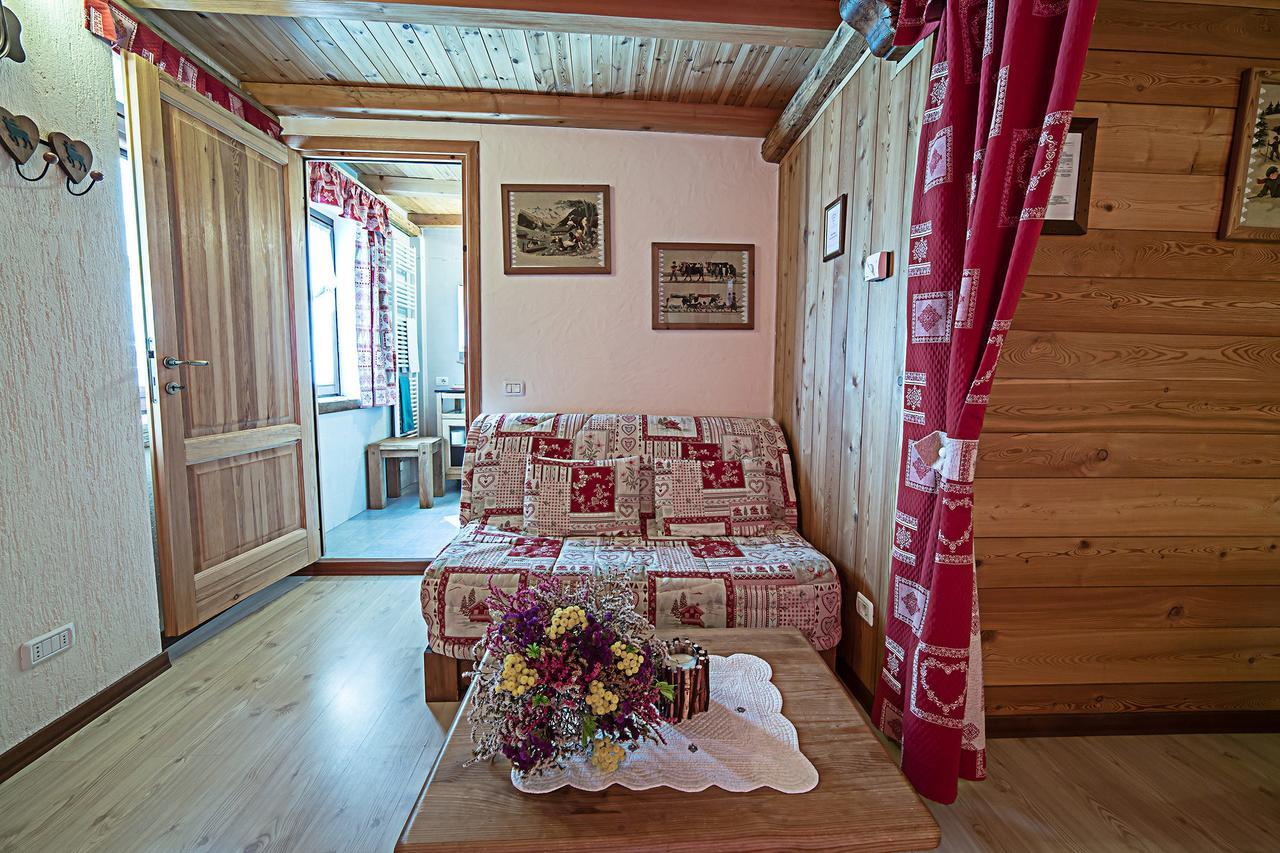 Le Thovex Bed & Breakfast La Thuile Eksteriør bilde
